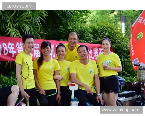 上海羽毛球队与深圳羽毛球队实力对比赛后分析与总结 上海羽毛球队与深圳羽毛球队实力对比赛后分析与总结