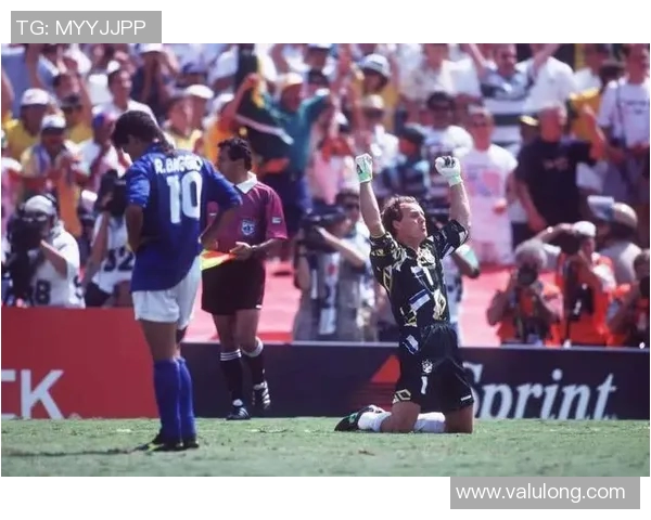 足球巨星告别赛场的感人瞬间与追忆往事的伤感视频合集 足球巨星告别赛场的感人瞬间与追忆往事的伤感视频合集